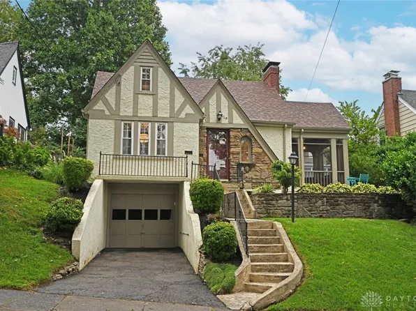 3508 Victoria Pl, Cincinnati, OH 45208