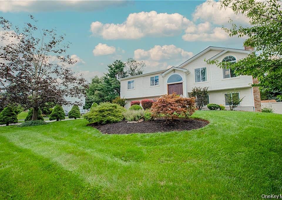 1st image of 1 Hagan Ct