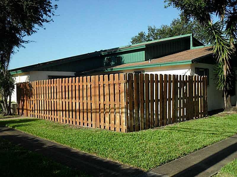 1st image of 1048 Manor Drive #1048