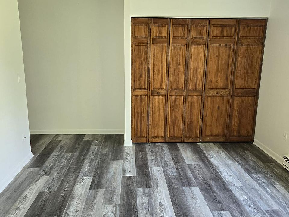Bedroom Closet