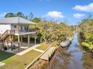 4040 Cardinal St, Bay Saint Louis, MS 39520