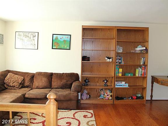 5th image of 13874 Laura Ratcliff Ct