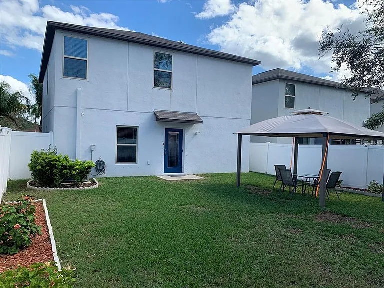 10460 Carloway Hills Dr — Photo 12