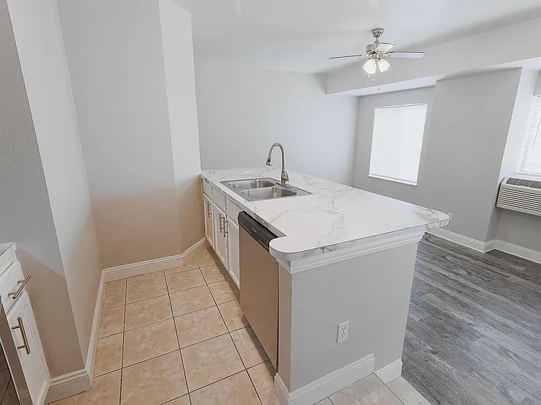 331 Fulton St — Photo 8
