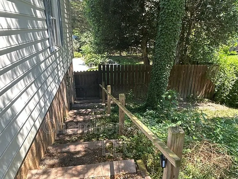 5827 Wessex Ln — Photo 12
