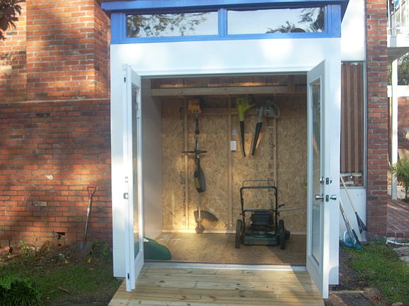 Custom shed