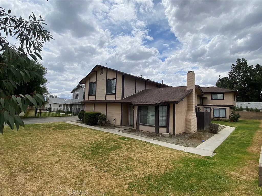 121 Wiseman Way — Photo 1