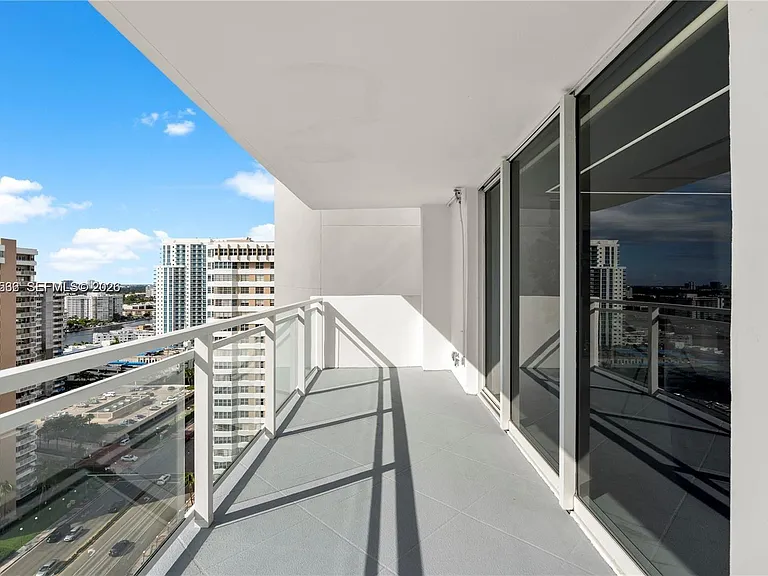 2030 S Ocean Dr #2127 — Photo 3