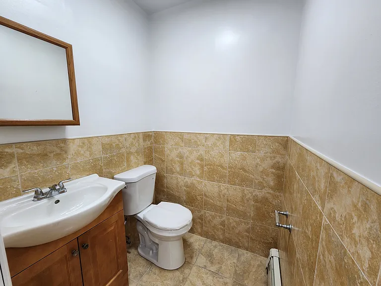 3-09 125th St #2F — Photo 9