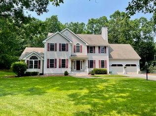 7 Klara Dr, Merrimack, NH 03054