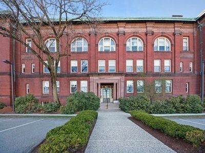 64 Forest St APT 233, Medford, MA, 02155