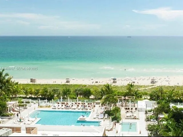 2301 Collins Ave #1121 — Photo 6