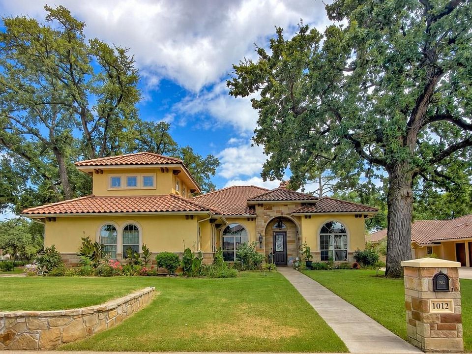 1st image of 1012 Catalina Bay Blvd