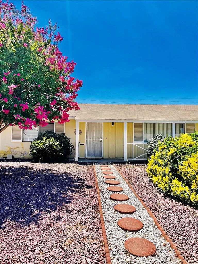 26747 Saint Andrews Dr