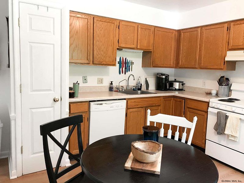 5th image of 1115-1117 RAYMOND Road