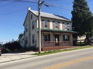 35 Stoney Point Rd, New Oxford, PA 17350