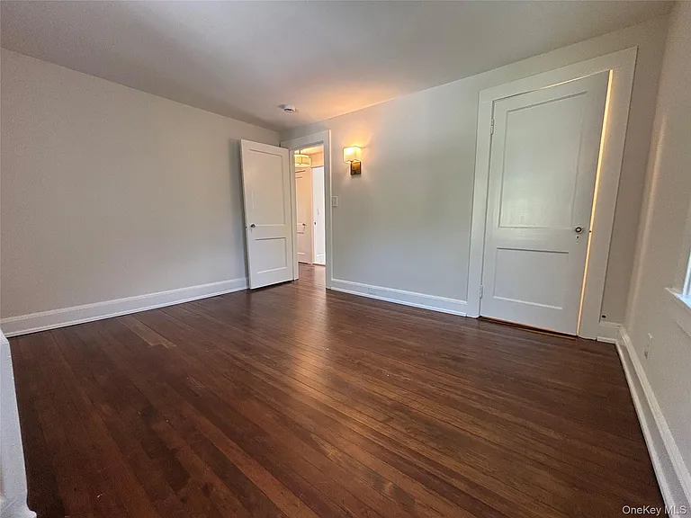 23 Perry Ave — Photo 35