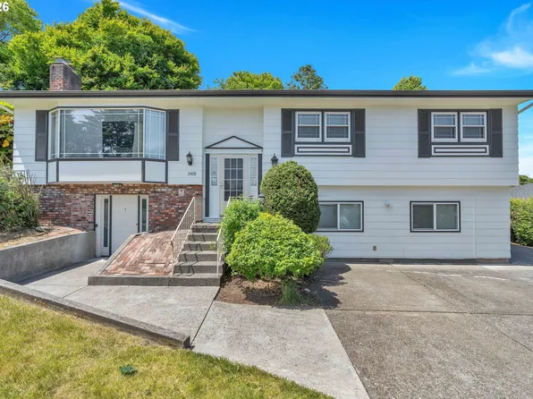 3909 NE 135th Ave, Portland, OR 97230