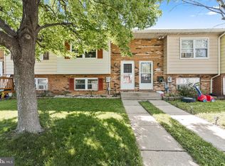 121 Carnival Dr, Taneytown, MD 21787