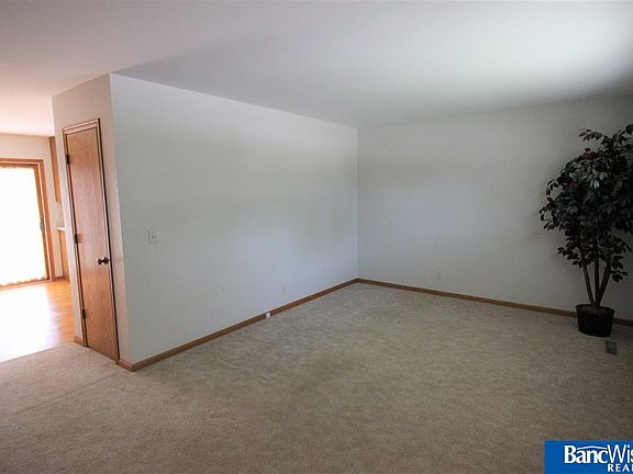 2nd image of 5800 Cedarwood Dr