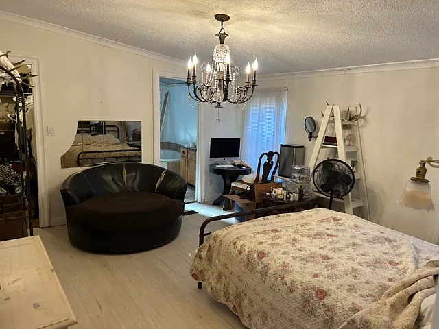 277 Taylor Rd — Photo 4