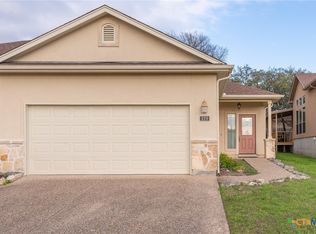 120 Clearwater Ct, Canyon Lake, TX 78133