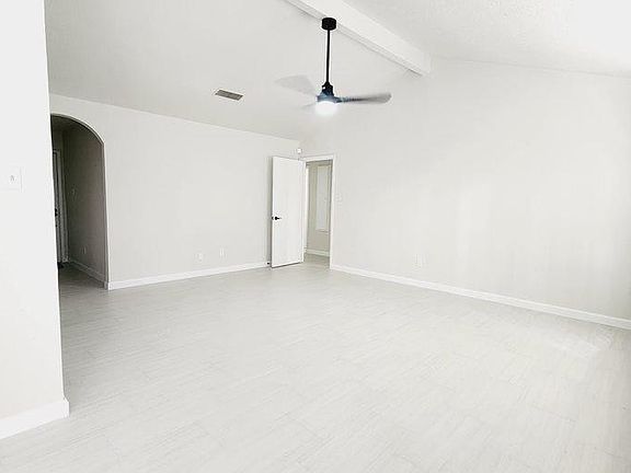 4th image of 4741 E Ridgecreek Dr