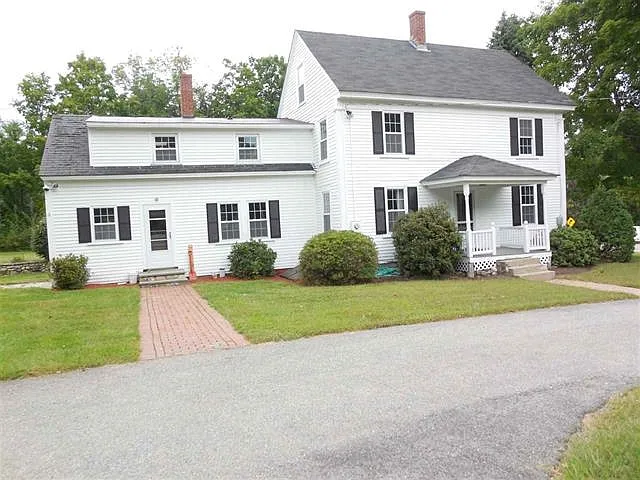 3 bed, 2.0 bath, 2800 sqft, $3,000 — Photo 4