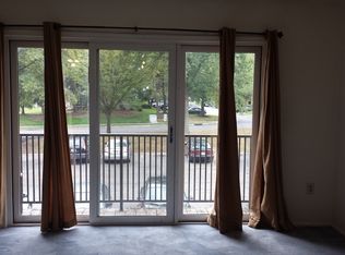 97 Canterbury Ct, Piscataway, NJ 08854