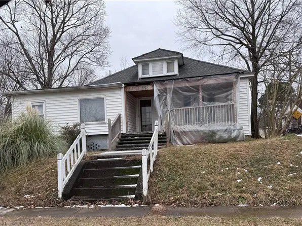 614 Tucker St, Burlington, NC 27215