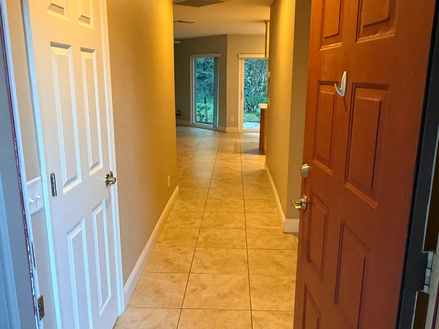 2 bed, 1201 sqft, $2,150 — Photo 3