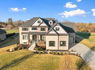 17931 S Crystal Lake Dr, Mokena, IL 60448