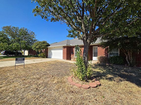 3rd image of 2801 Larissa Dr
