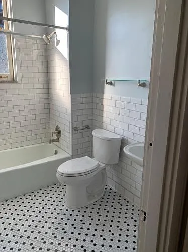 1201 Buena Vista St #3 — Photo 23