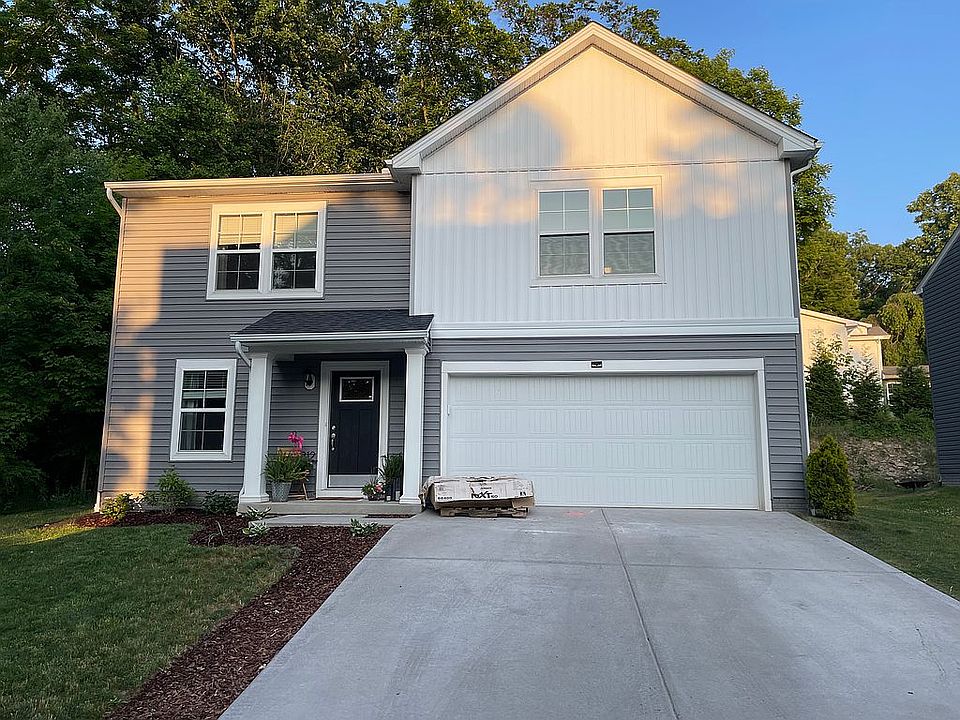 1st image of 212 Black Oak Ln