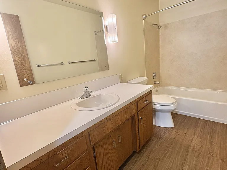 540 Williams Ave N #5 — Photo 9