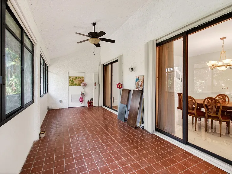 7865 La Mirada Dr — Photo 31