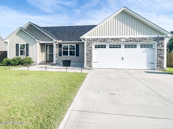 5th image of 115 Sonia Dr