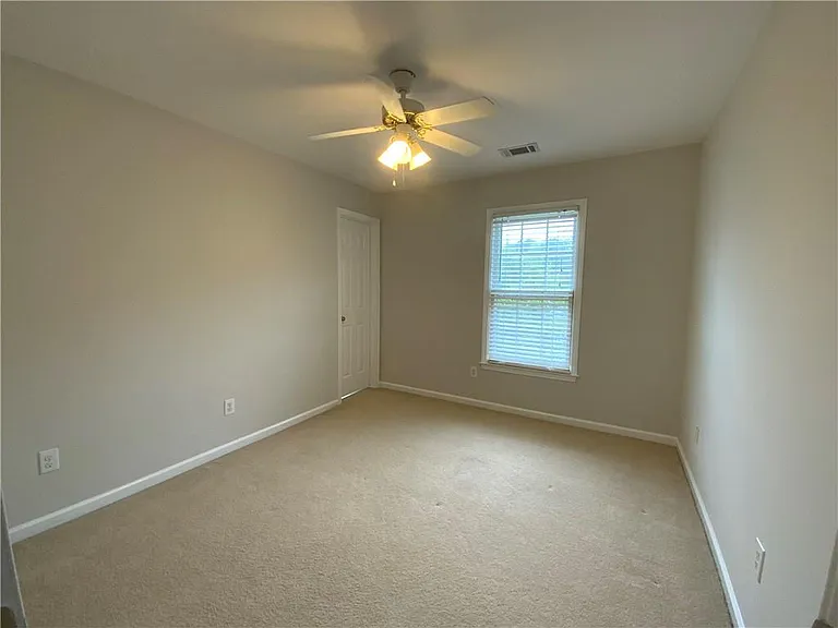 795 Hedgewick Trl — Photo 19