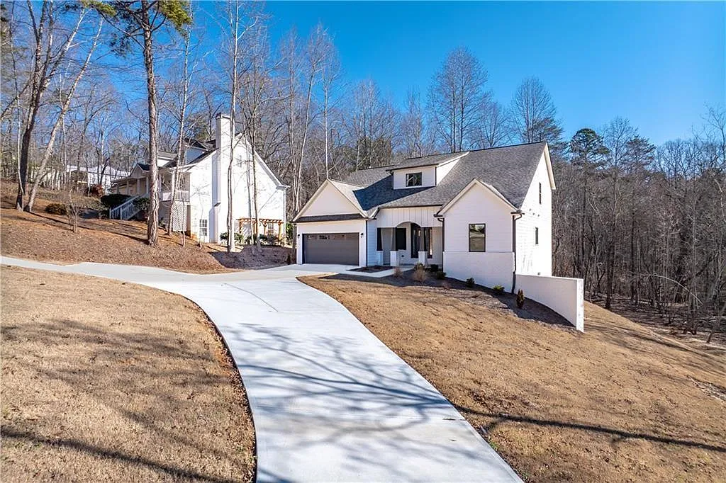 4 bed, 5.0 bath, 2879 sqft, $2,750 — Photo 2