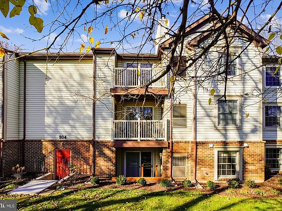 2nd image of 804B Stratford Way Unit B