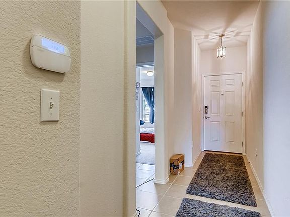 4th image of 3820 Breckenridge Dr