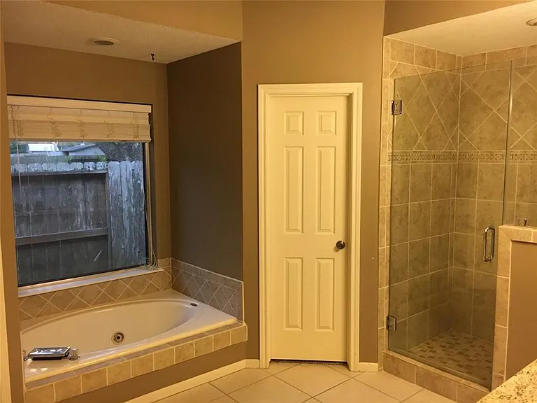 14518 Fair Knoll Way — Photo 12