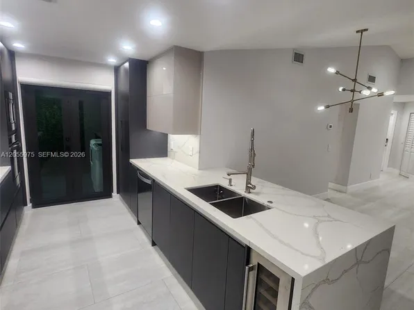 6376 NW 170th Ln #6376, Hialeah, FL 33015