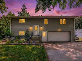 5919 Oldfield Ave N, Stillwater, MN 55082