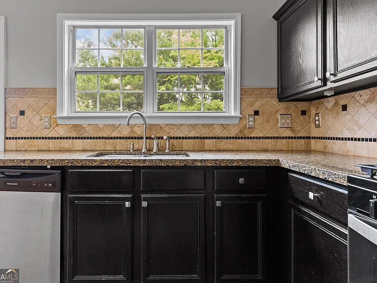 2315 Hiawassee Dr — Photo 12