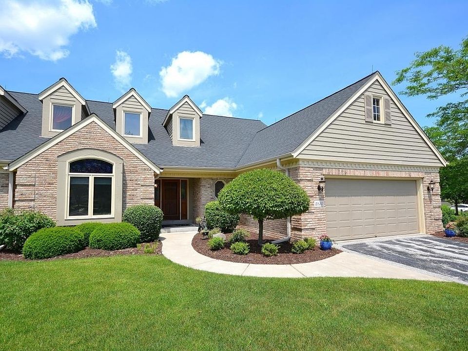 1st image of 2632 W Lake Park Ct