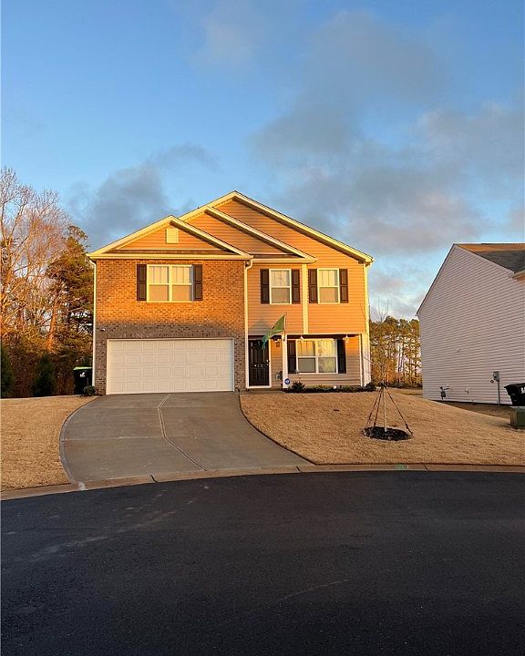 1st image of 412 Sweetgrass Ln