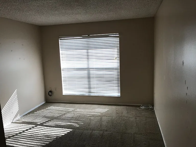 1810 Caralee Blvd — Photo 10