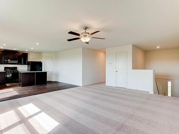 3rd image of 19036 Engle Wood Dr